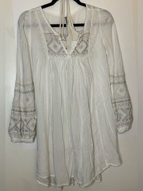 White Embroidered Peasant Tunic Dress